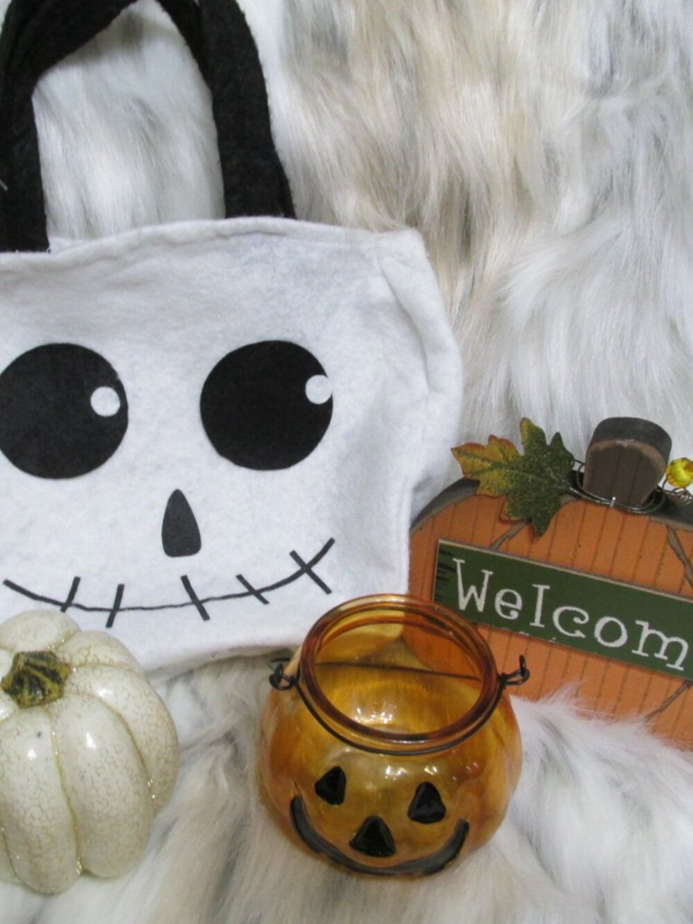 H55-4 New pieces Halloween Ghost Bag, Glass & Glitter Pumpkin & Welcome Block